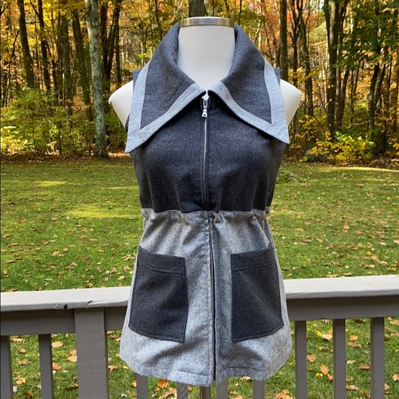 Dresses & Skirts - NWT’s High Collar Zipped Pocket Jumper Dress M